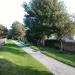 T3 En Vieille 2adult 2 Enfants Parking Gratuit - By La Source D'orfee *
